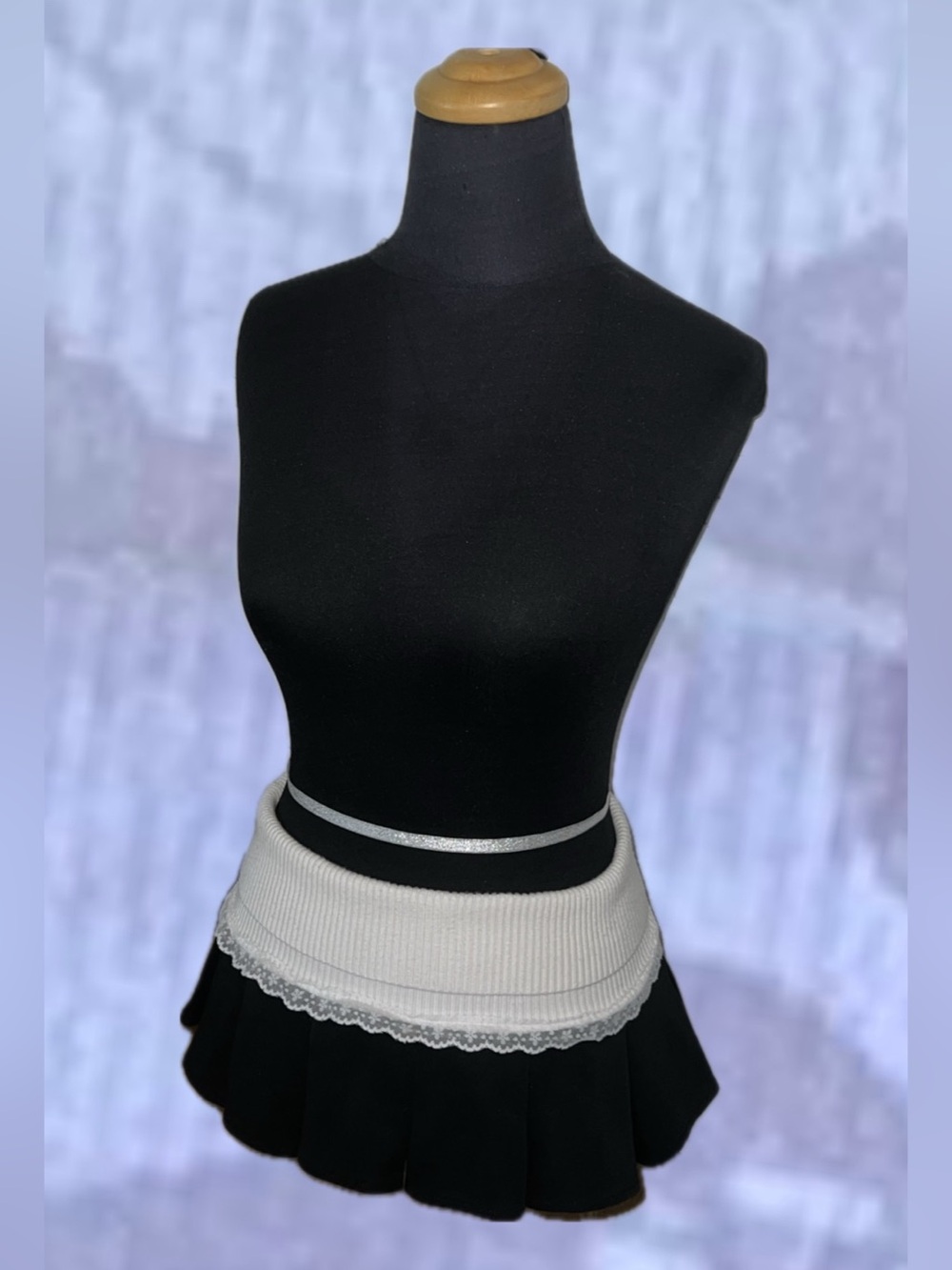 Black & White Mini Skirt Like New